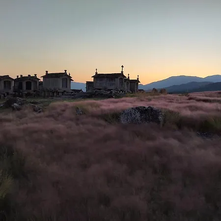 بيت للعطل Caminho Geres - Heritage Eco-cottage - Jacuzzi *