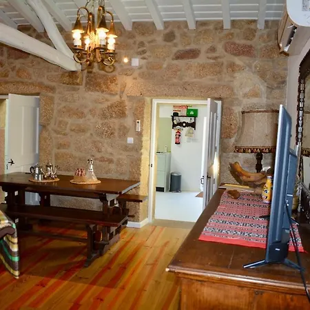 بيت للعطل Caminho Geres - Heritage Eco-cottage - Jacuzzi Lindoso