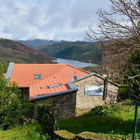 بيت للعطل Caminho Geres - Heritage Eco-cottage - Jacuzzi *