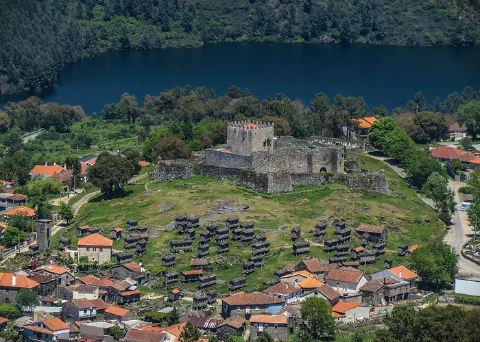 Дом отдыха Caminho Geres - Heritage Eco-cottage - Jacuzzi